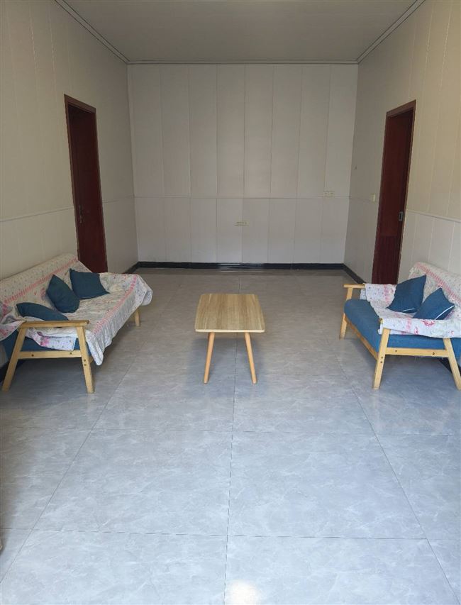 祥符区城关镇财源西街四室两厅一厨一卫独院出租